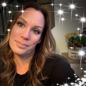 Meet your Posher, Gina